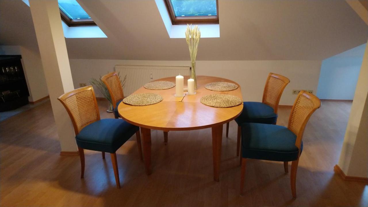 Wohlfuehlen / Parkplatz / Bis 4 Personen / Kueche Apartment Dresden Bagian luar foto