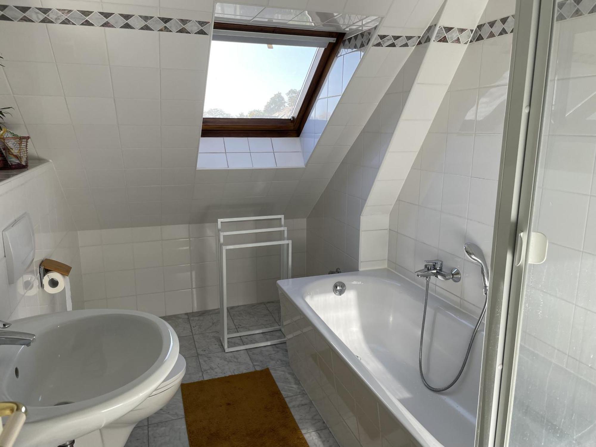 Wohlfuehlen / Parkplatz / Bis 4 Personen / Kueche Apartment Dresden Bagian luar foto
